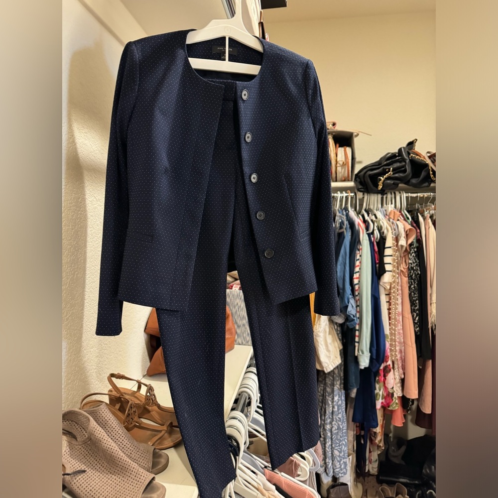 Ann Taylor navy blue & white polka dot pants suit. Jacket is 2P/pants are 0P